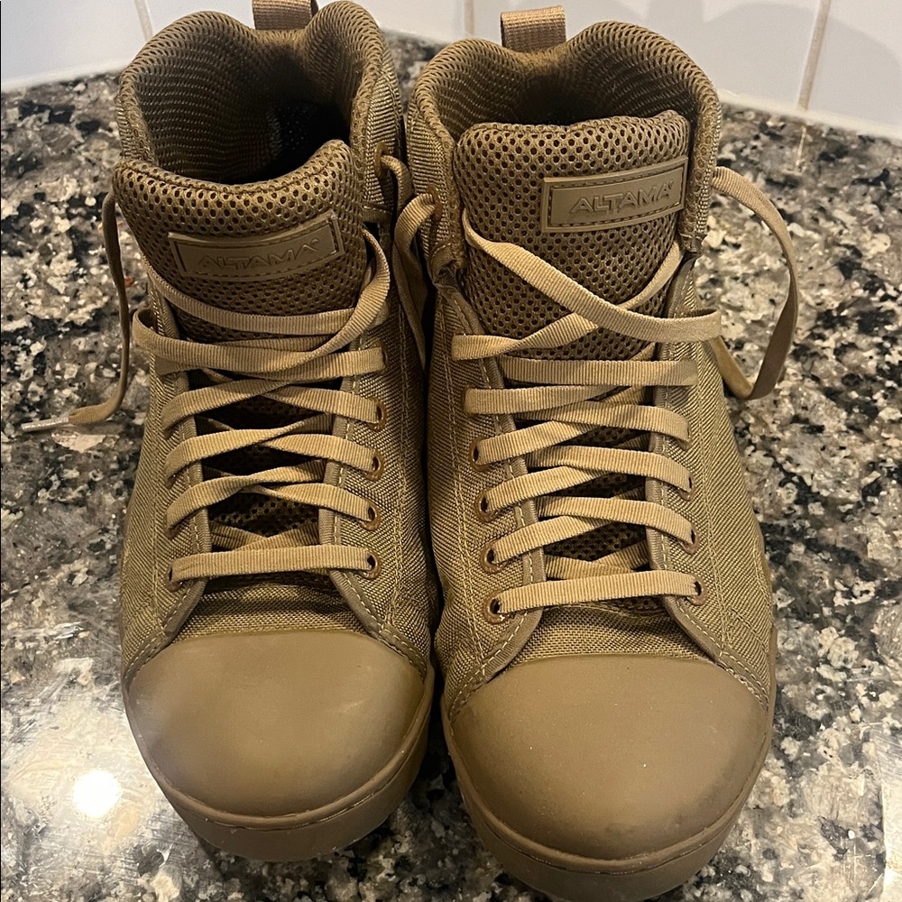 Altama Men's Brown Tactical Boots